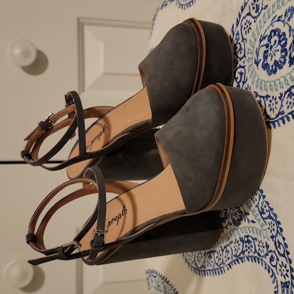 Free People Gray Suede Platform Heels Size 40/9